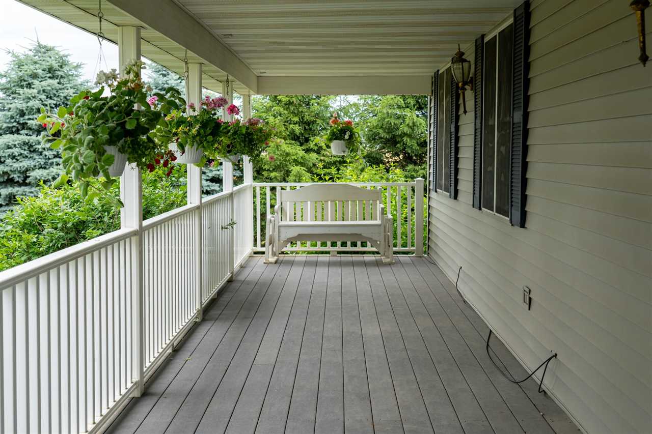 1240 North Vandecar Road Mount Pleasant, MI 48858 - Photo 4 of 23 1889536-3.JPG