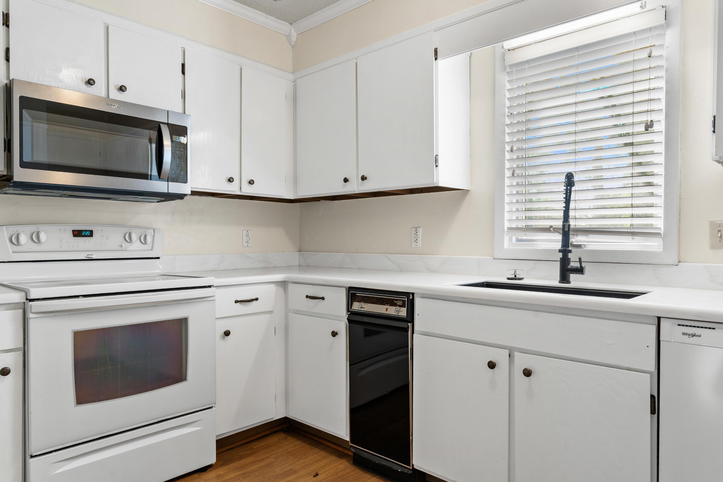 3 Andre Michaux Road Santee, SC 29142 - Photo 13 of 38 IMG_5136