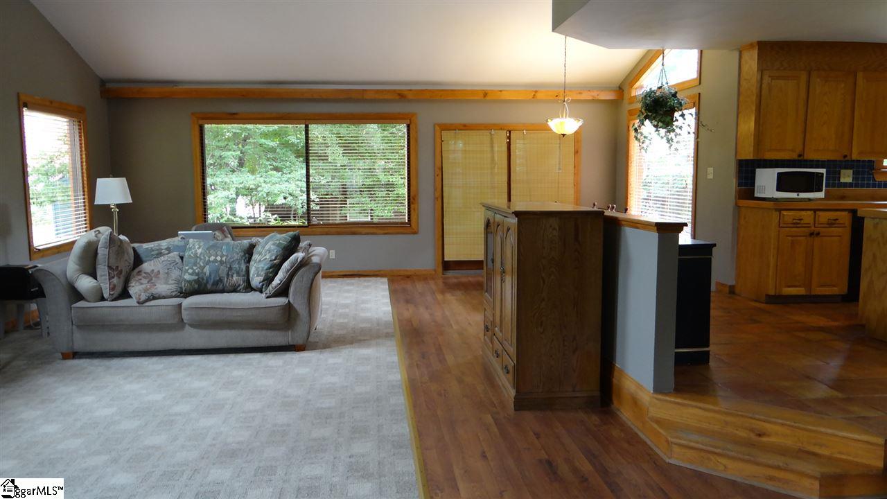 6 Donnan Road Taylors, SC 29687 - Photo 10 of 36 Gallery Image 10