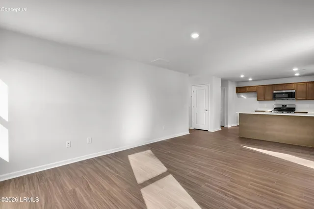 $370,077 | 529 Waters Edge Way, Hardeeville, SC 29927