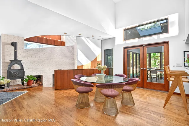 $3,500,000 | 289 Upper Byrdcliffe Road, Woodstock, NY 12498