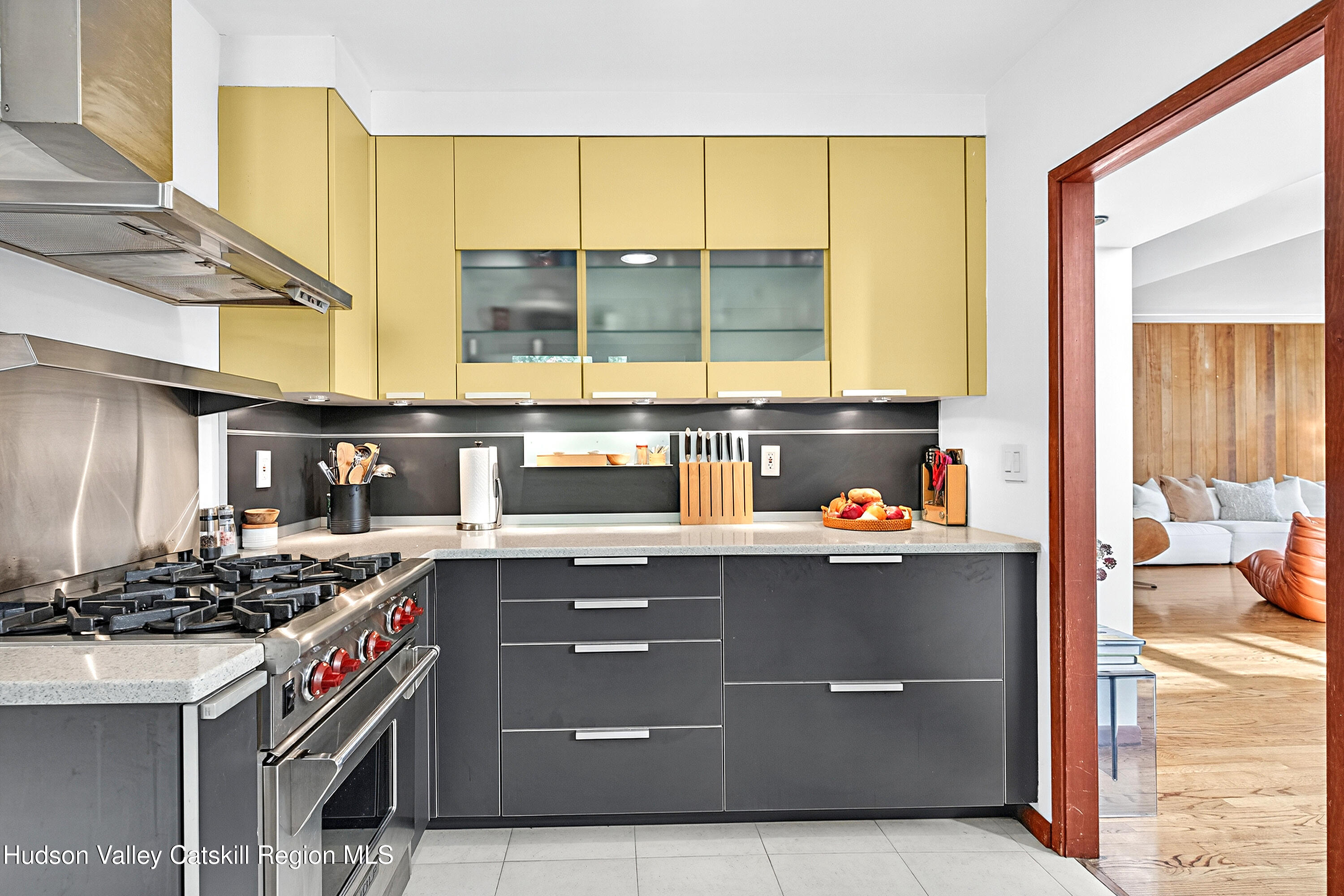 289 Upper Byrdcliffe Road Woodstock, NY 12498 - Photo 15 of 49 21 kit2