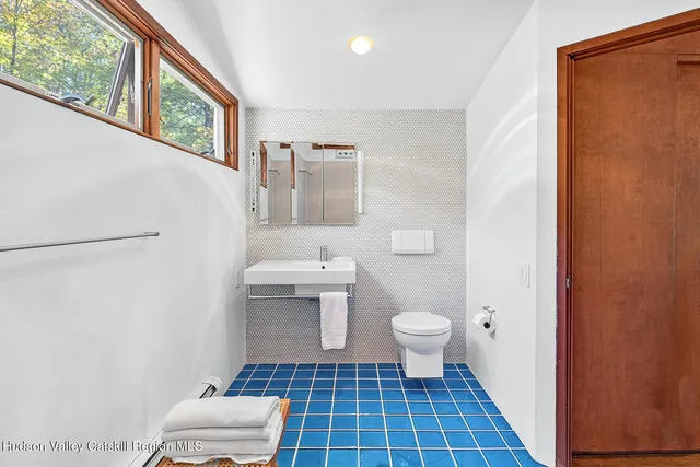 $3,500,000 | 289 Upper Byrdcliffe Road, Woodstock, NY 12498