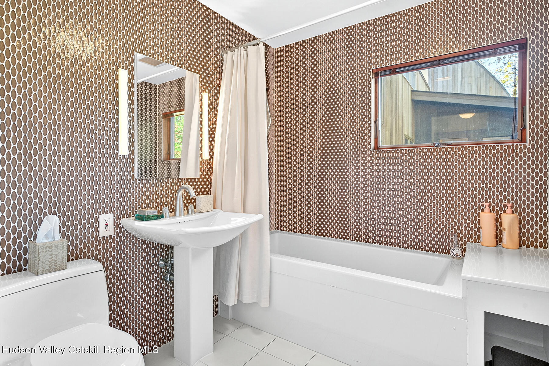 289 Upper Byrdcliffe Road Woodstock, NY 12498 - Photo 32 of 49 40 bath4a