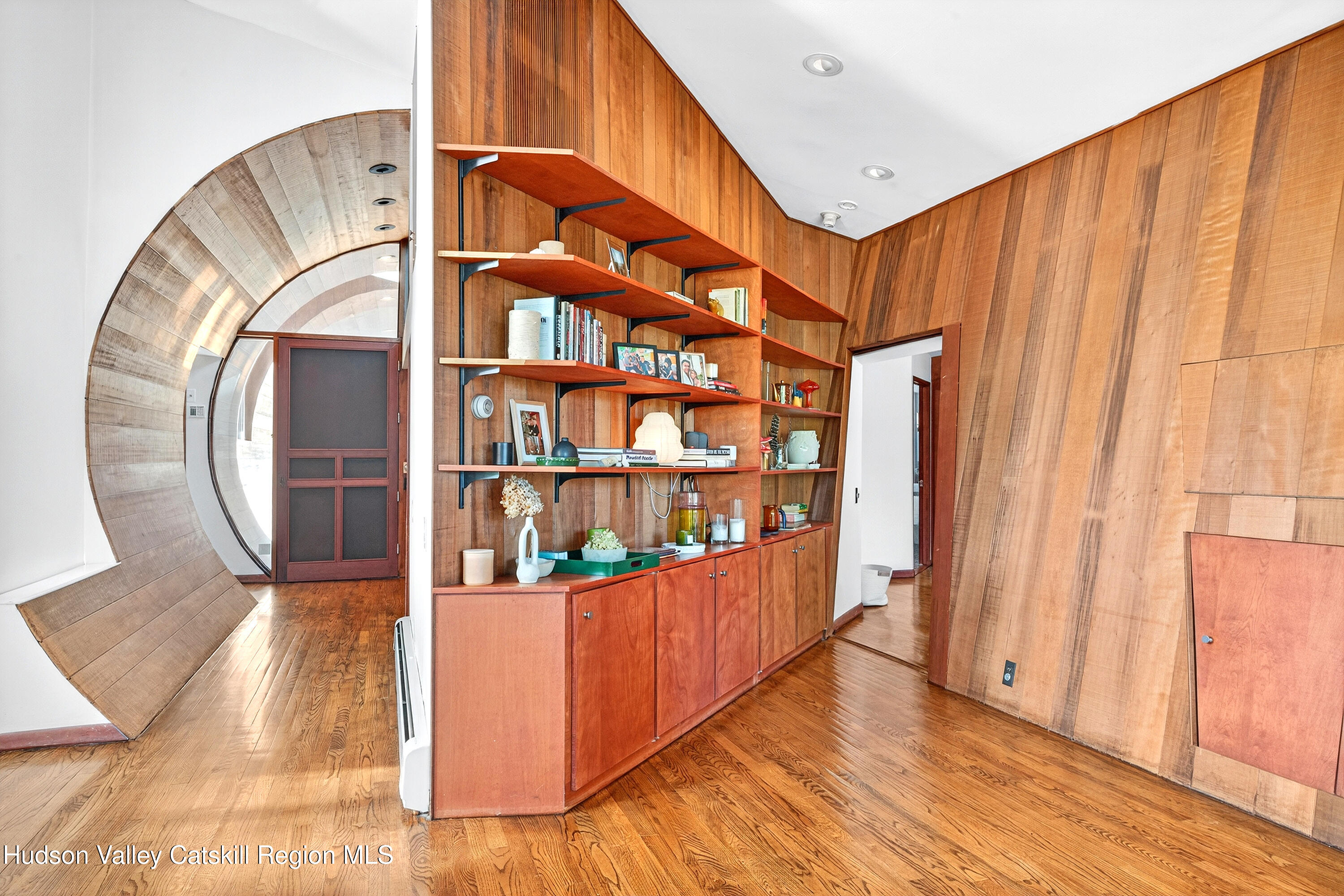 289 Upper Byrdcliffe Road Woodstock, NY 12498 - Photo 6 of 49 10 foyer hall bookshelf1