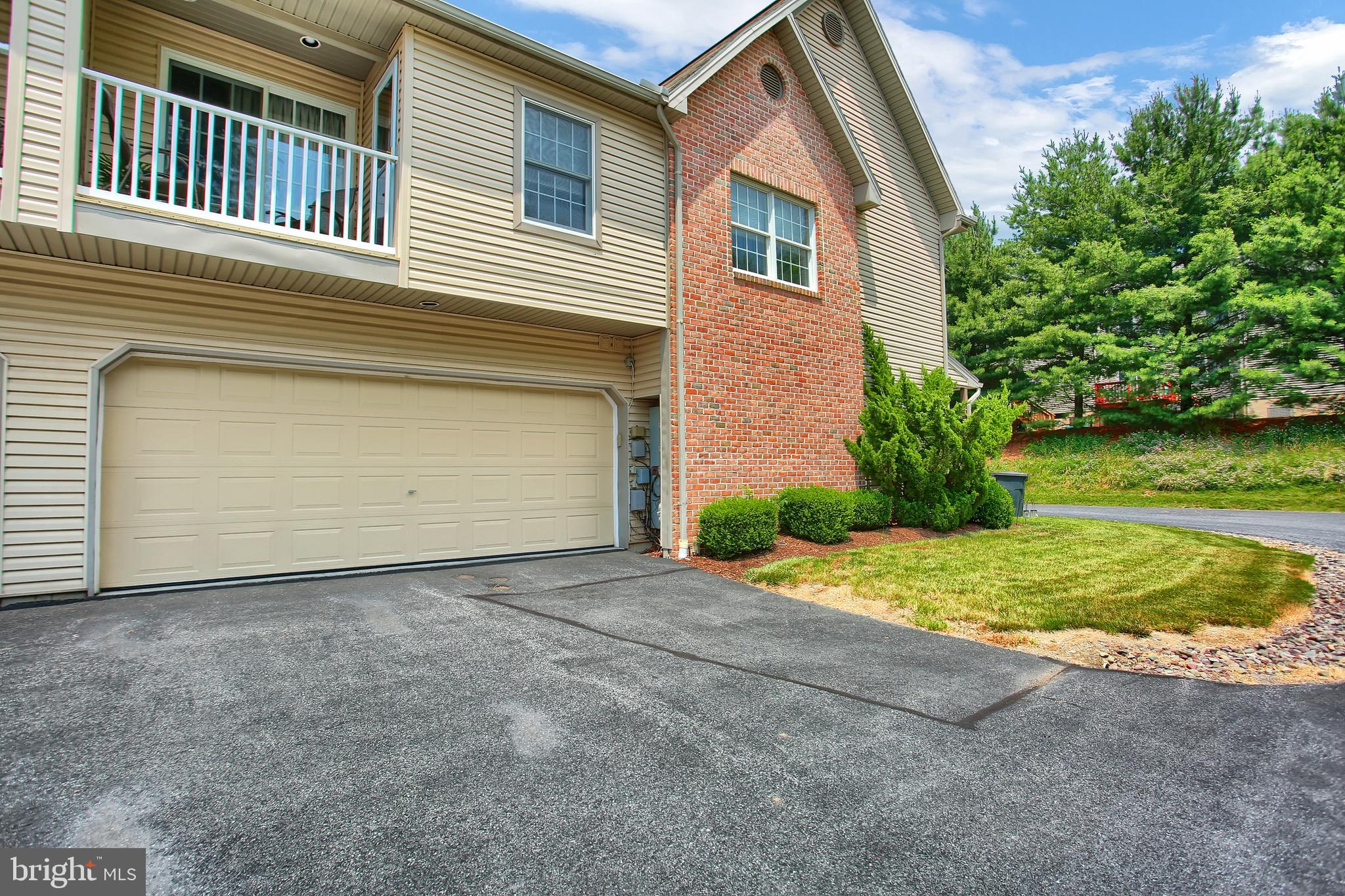 4647 Deer Path Road Harrisburg, PA 17110 - Photo 2 of 33 Gallery Image 2