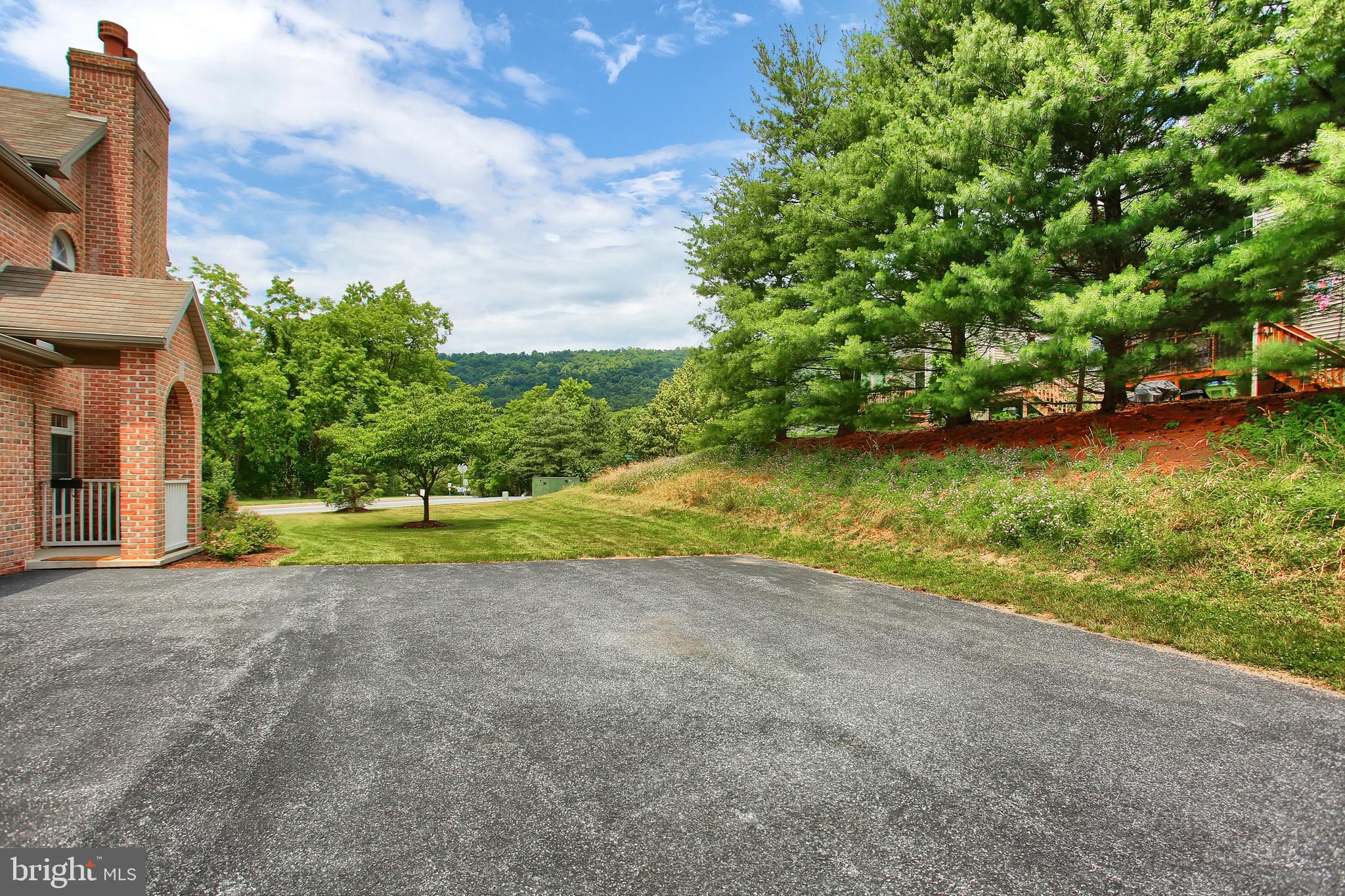 4647 Deer Path Road Harrisburg, PA 17110 - Photo 33 of 33 Gallery Image 33