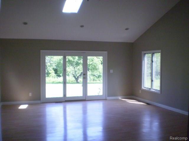 4658 Klam Road Columbiaville, MI 48421 - Photo 4 of 13 4.JPG