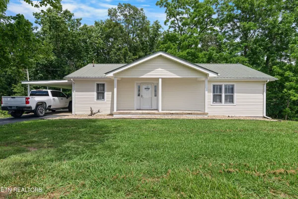 $278,500 | 2473 Long Hollow Road, La Follette, TN 37766