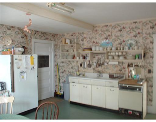 18 Cottage Road Chebeague Island, ME 04017 - Photo 7 of 25 Kitchen.