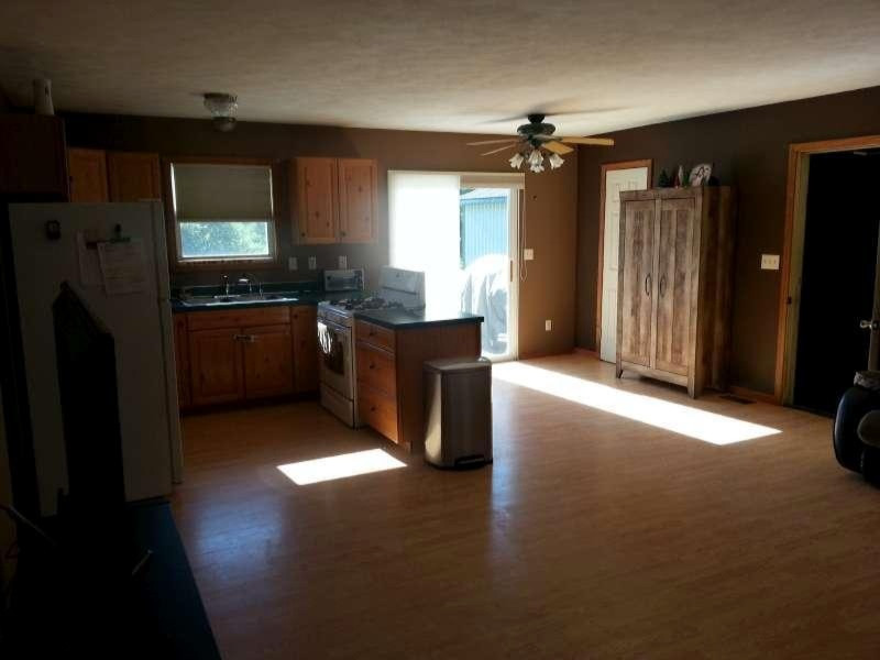 3163 Pillon Road Muskegon, MI 49445 - Photo 8 of 13 20160802_180700