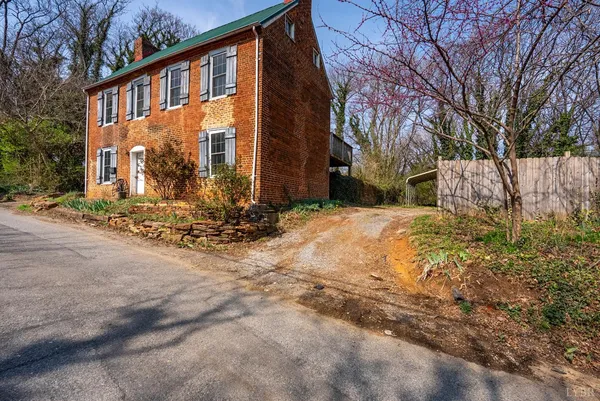 $211,750 | 911 6th Street, Lynchburg, VA 24504