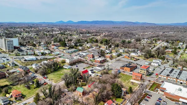 $211,750 | 911 6th Street, Lynchburg, VA 24504