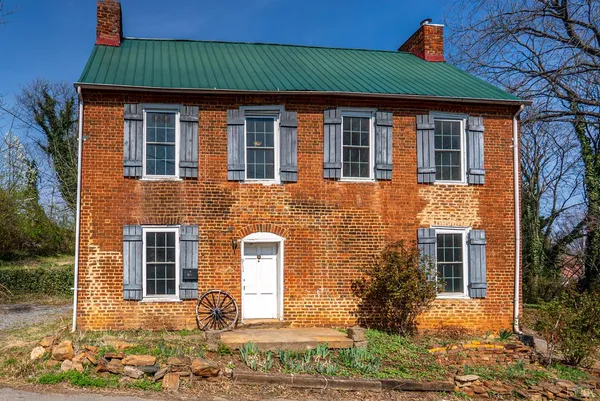 $211,750 | 911 6th Street, Lynchburg, VA 24504