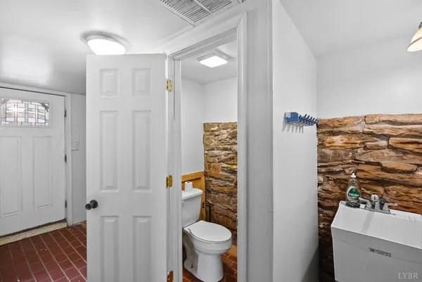 $211,750 | 911 6th Street, Lynchburg, VA 24504