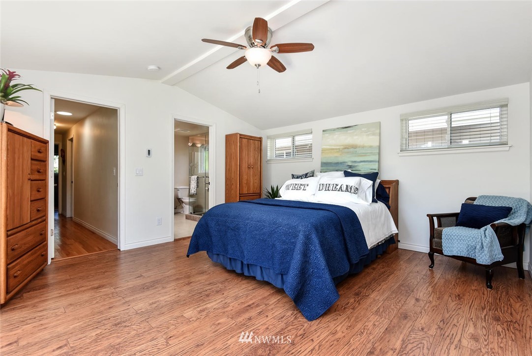 17658 110th Avenue Southeast Renton, WA 98055 - Photo 9 of 20 Gallery Image 9