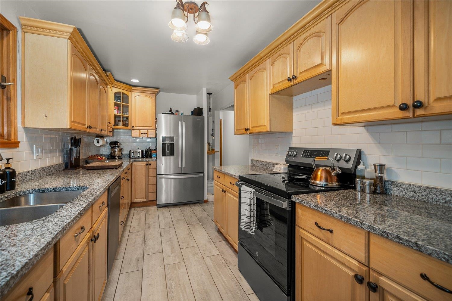 15908 North Azure Drive Spokane, WA 99208 - Photo 14 of 47