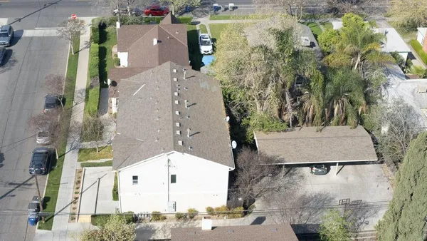 $965,000 | 1008 North Broadway Street, Fresno, CA 93728