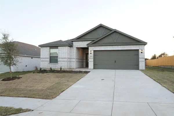 $1,950 | 1823 Dahlia Way, Princeton, TX 75407