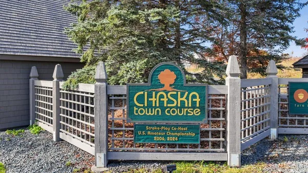 $713,035 | 3781 Brookside Drive, Chaska, MN 55318