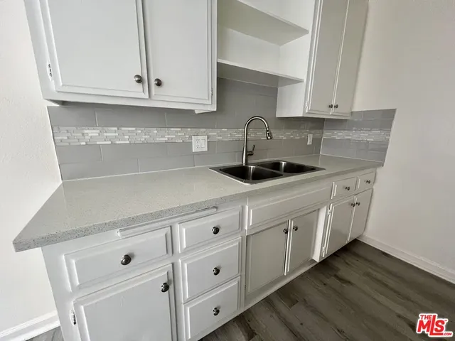 $1,695 | 148 North Normandie Avenue, Unit 3, Los Angeles, CA 90004