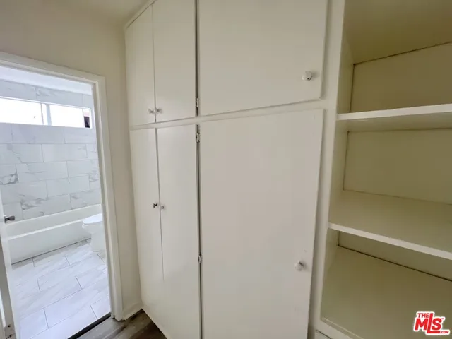 $1,695 | 148 North Normandie Avenue, Unit 3, Los Angeles, CA 90004