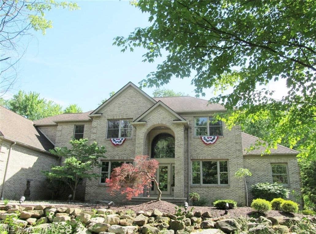 18204 Hunt Road Strongsville, OH 44136 - Photo 1 of 29