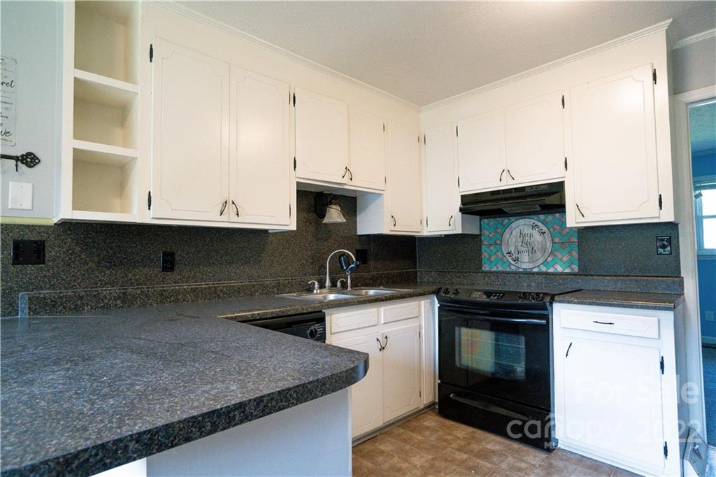726 Stony Point Road Kings Mountain, NC 28086 - Photo 16 of 37 Gallery Image 16