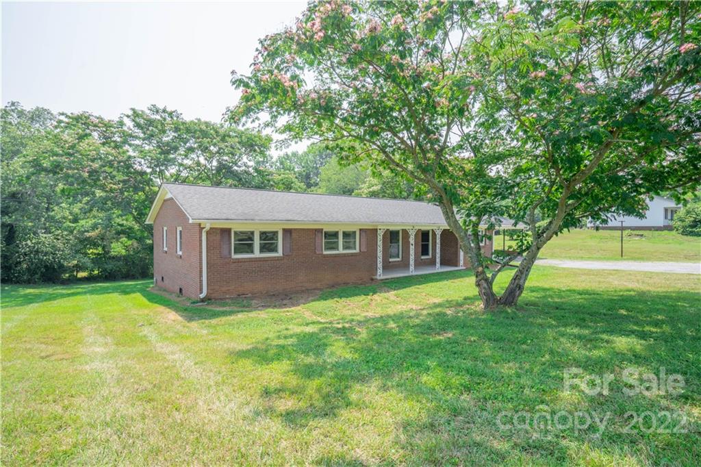 726 Stony Point Road Kings Mountain, NC 28086 - Photo 3 of 37 Gallery Image 3