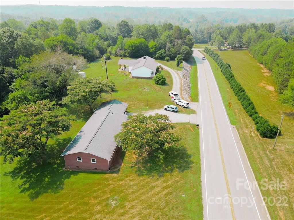 726 Stony Point Road Kings Mountain, NC 28086 - Photo 6 of 37 Gallery Image 6