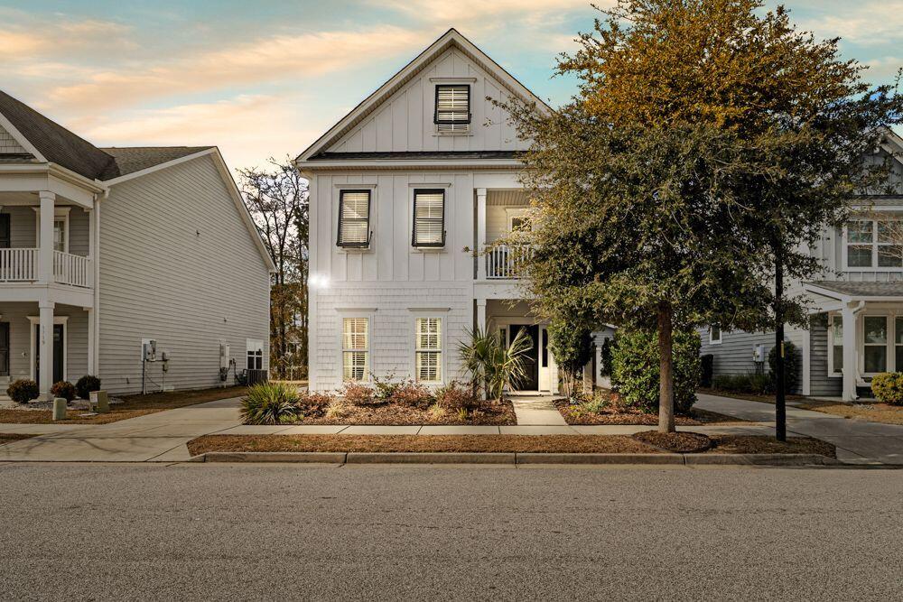 1717 Emmets Rd Small-1