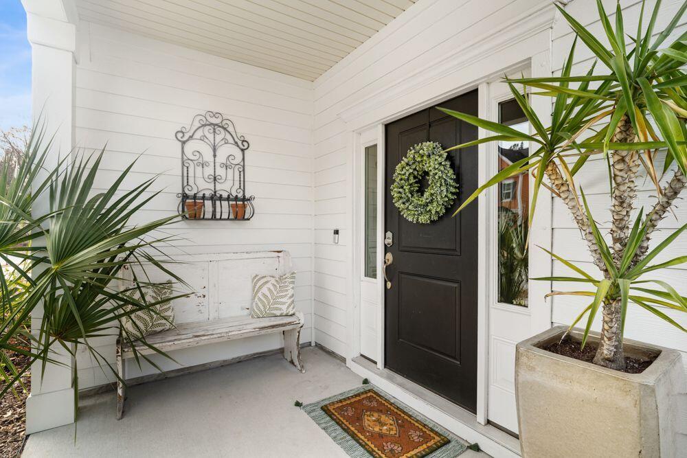 1717 Emmets Road Johns Island, SC 29455 - Photo 8 of 60 1717 Emmets Rd Small-8