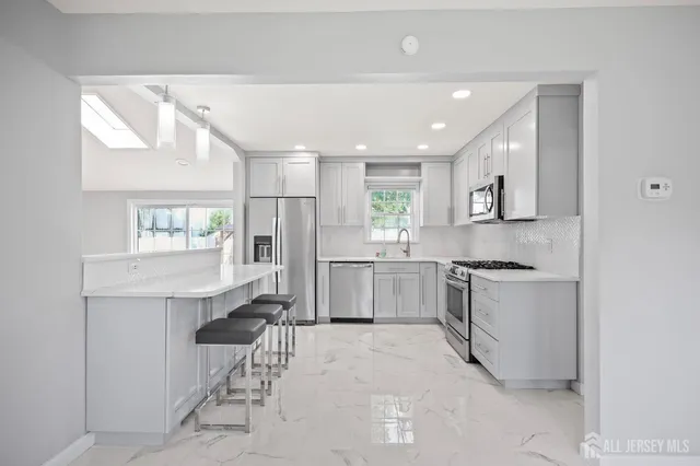 $625,000 | 4 Thomas Street, Old Bridge, NJ 08857