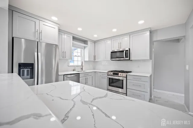 $625,000 | 4 Thomas Street, Old Bridge, NJ 08857