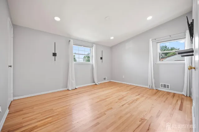 $625,000 | 4 Thomas Street, Old Bridge, NJ 08857