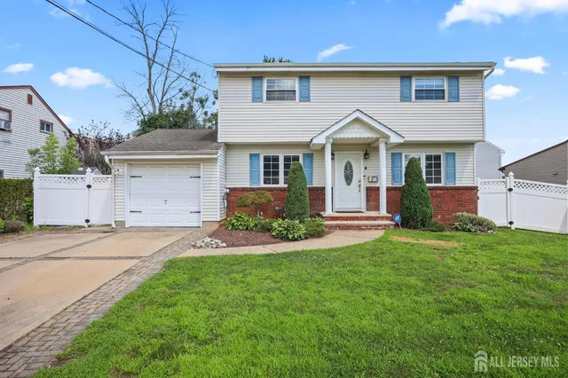 $625,000 | 4 Thomas Street, Old Bridge, NJ 08857