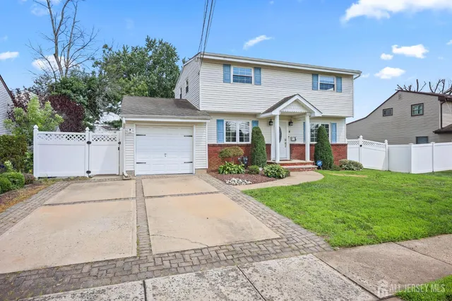 $625,000 | 4 Thomas Street, Old Bridge, NJ 08857