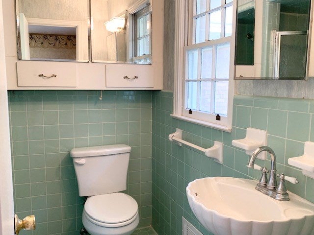 3911 Robinhood Road Valdosta, GA 31606 - Photo 20 of 39 Gallery Image 20
