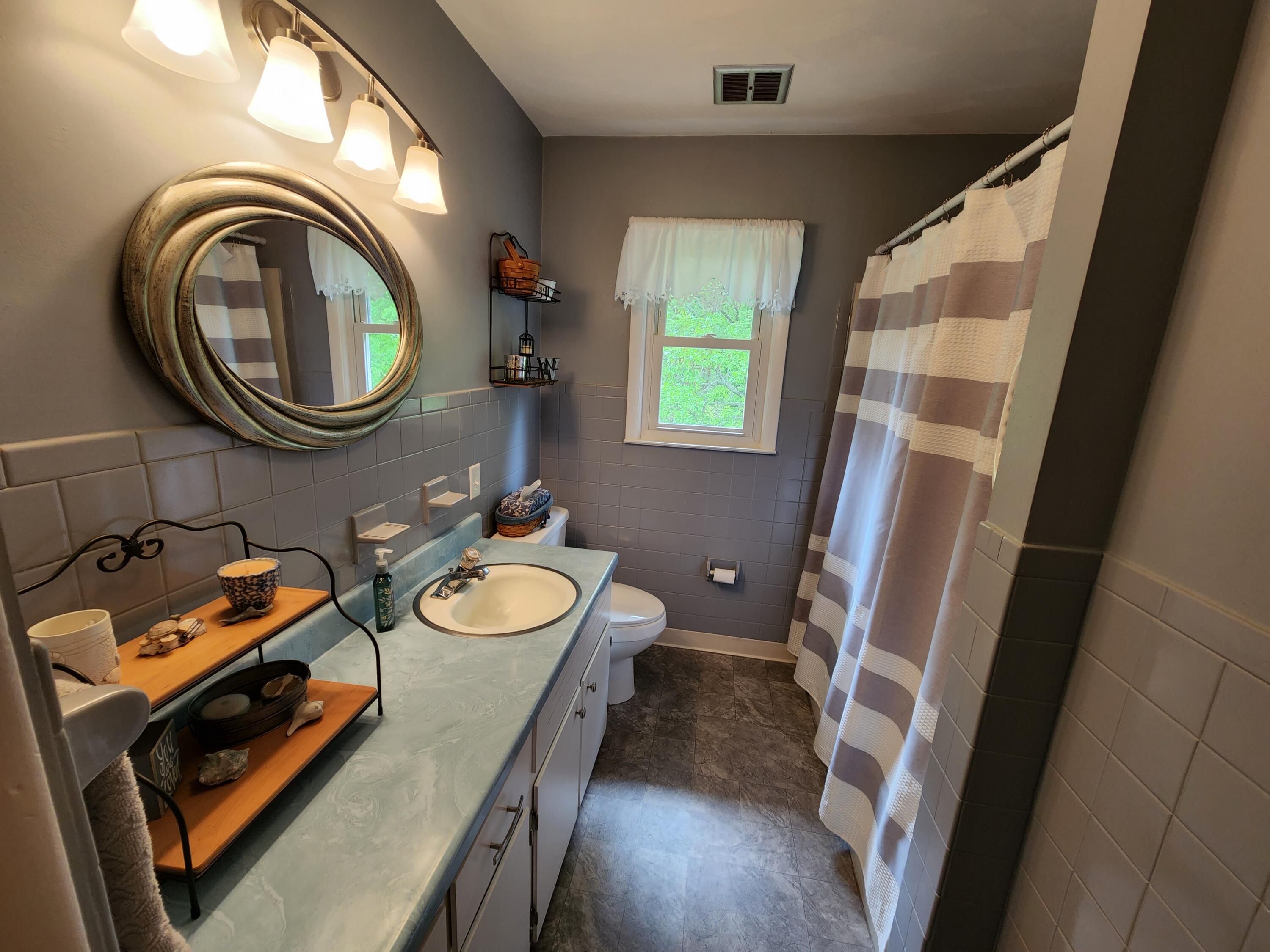 2712 Rakes Road Rocky Mount, VA 24151 - Photo 11 of 29 10 Full Bath