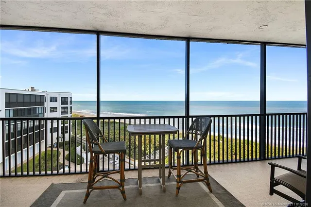 $5,800 | 2375 Northeast Ocean Boulevard, Unit E402, Stuart, FL 34996