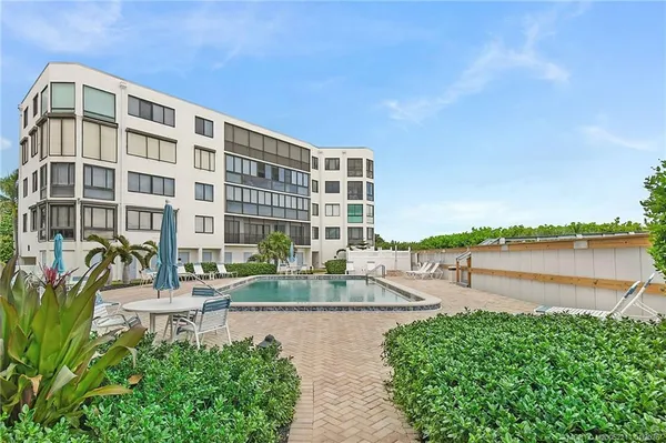 $6,500 | 2375 Northeast Ocean Boulevard, Unit E402, Jensen Beach, FL 34957