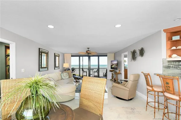 $6,500 | 2375 Northeast Ocean Boulevard, Unit E402, Jensen Beach, FL 34957