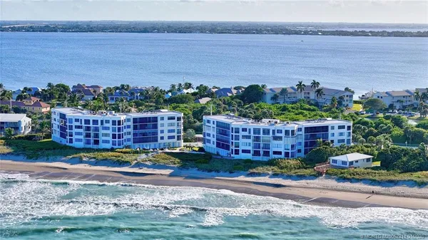 $6,500 | 2375 Northeast Ocean Boulevard, Unit E402, Jensen Beach, FL 34957