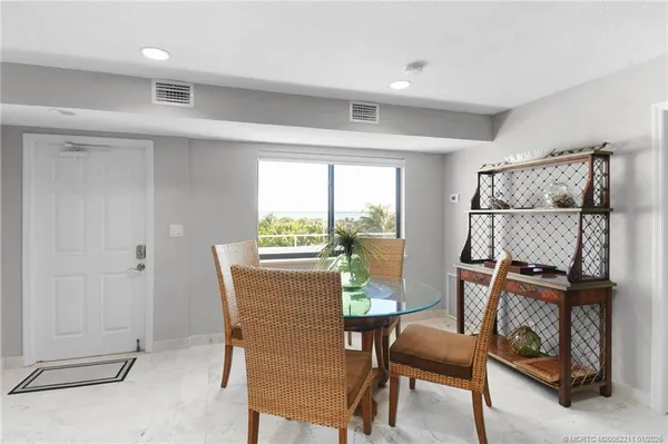 $6,500 | 2375 Northeast Ocean Boulevard, Unit E402, Jensen Beach, FL 34957