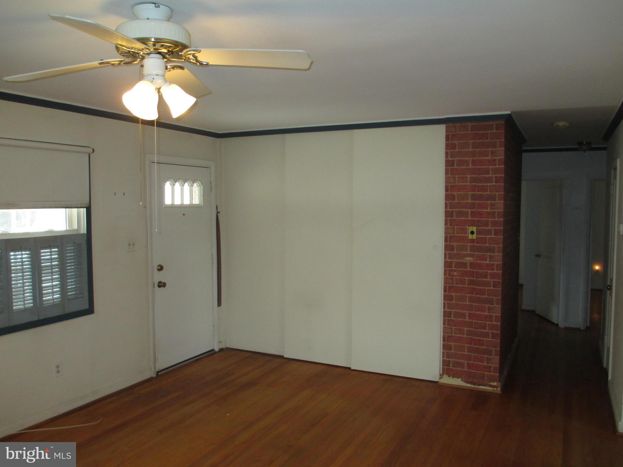 7426 Remoor Road Baltimore, MD 21207 - Photo 2 of 28 a view of a interior in a room