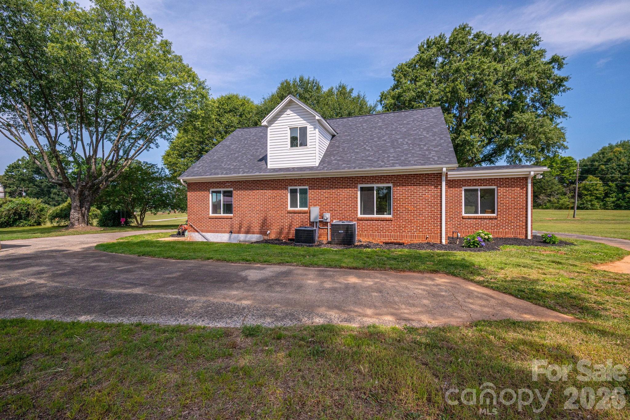 1403 Wehunt Store Road Cherryville, NC 28021 - Photo 32 of 48