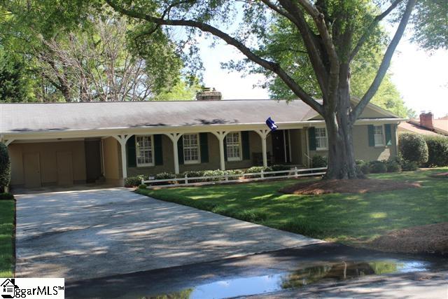 121 Rollingreen Road Greenville, SC 29615 - Photo 1 of 34 Gallery Image 1