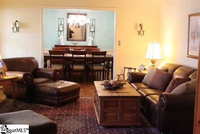 121 Rollingreen Road Greenville, SC 29615 - Photo 3 of 34 Gallery Image 3