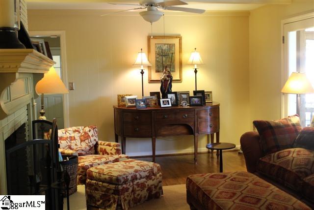121 Rollingreen Road Greenville, SC 29615 - Photo 22 of 34 Gallery Image 22