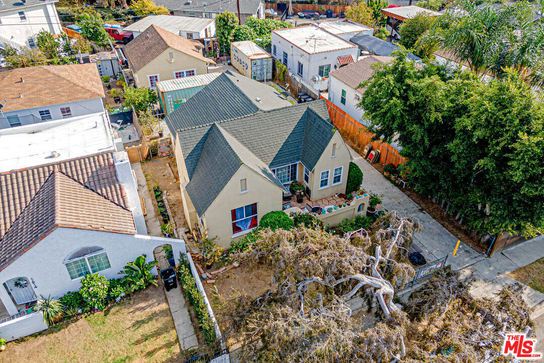 1618 South Burnside Avenue Los Angeles, CA 90019 - Photo 40 of 43 an aerial view of a house